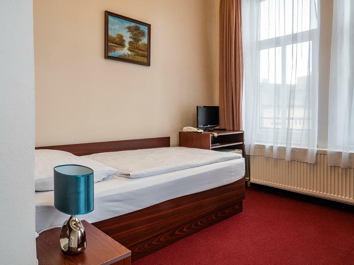 Hotel Olympia Česká Lípa Exterior foto